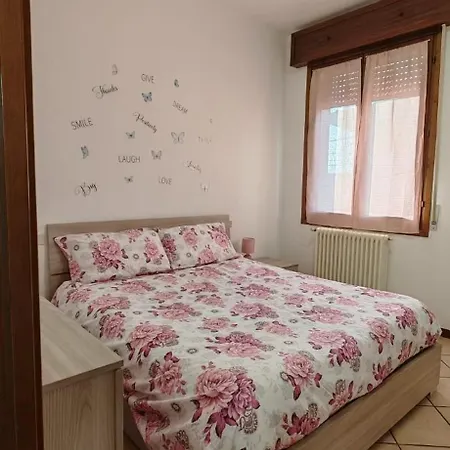 La Corte Di Cris